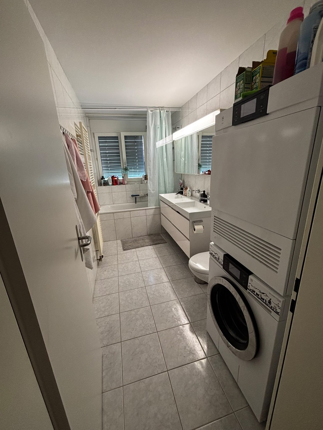 Chambre dans un appartement partagé (4)