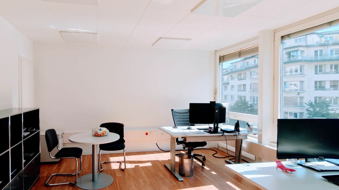 170m² office