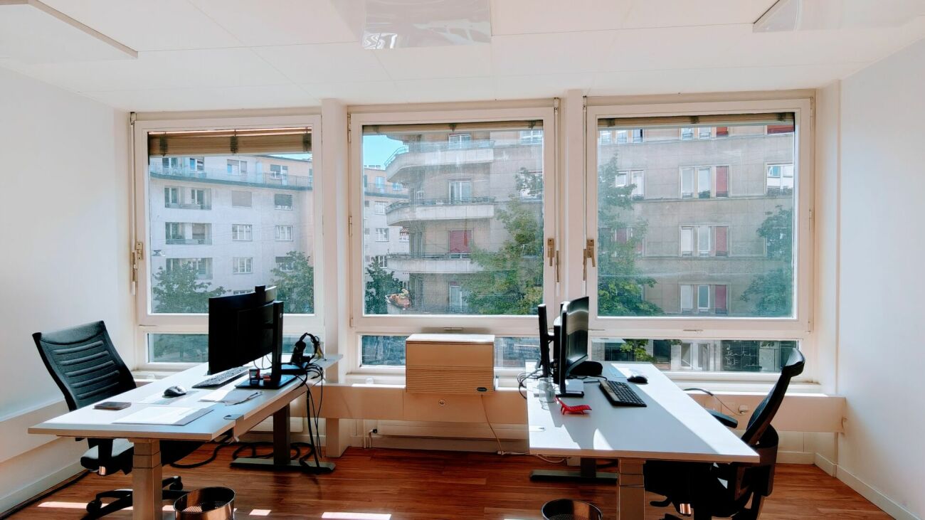 170m² office