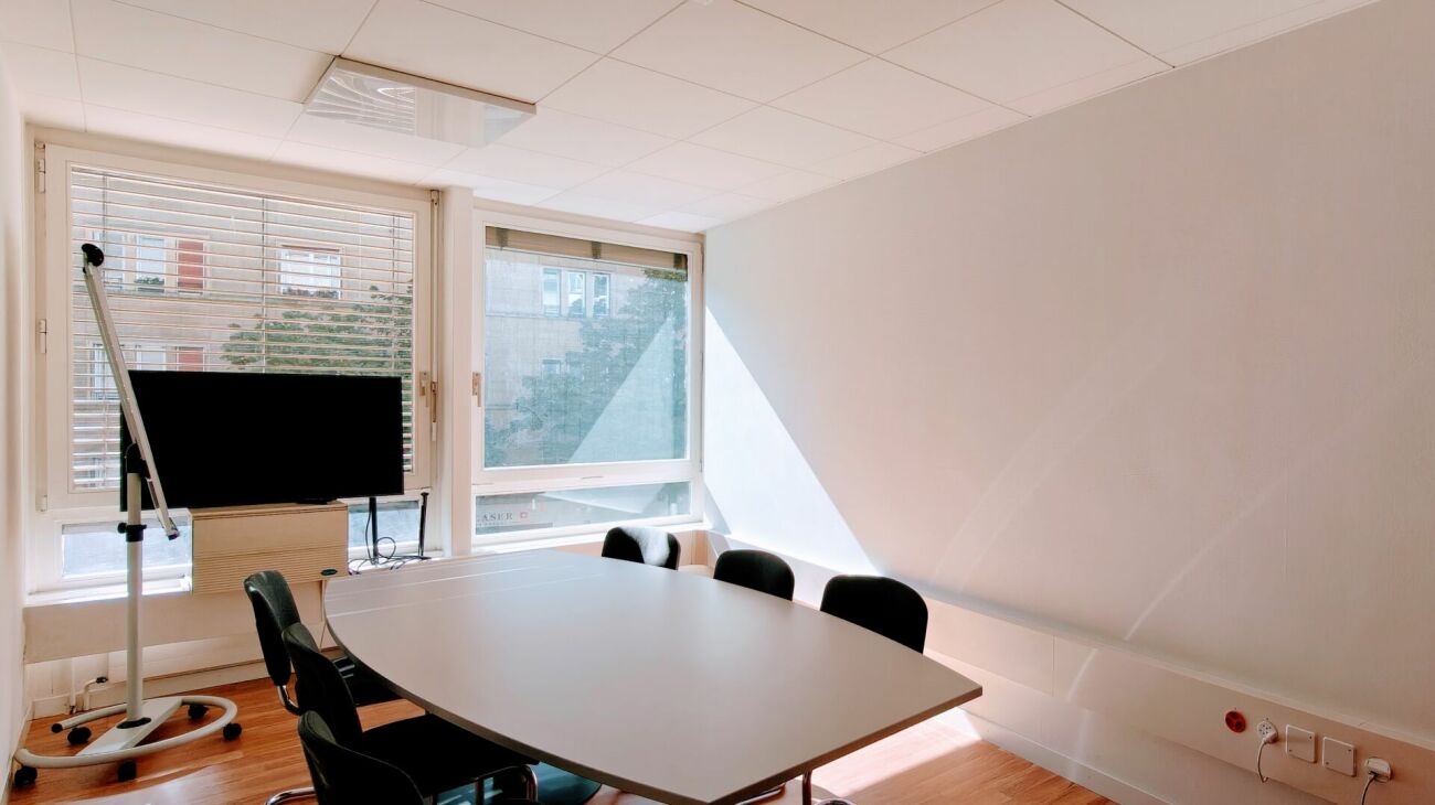 170m² office