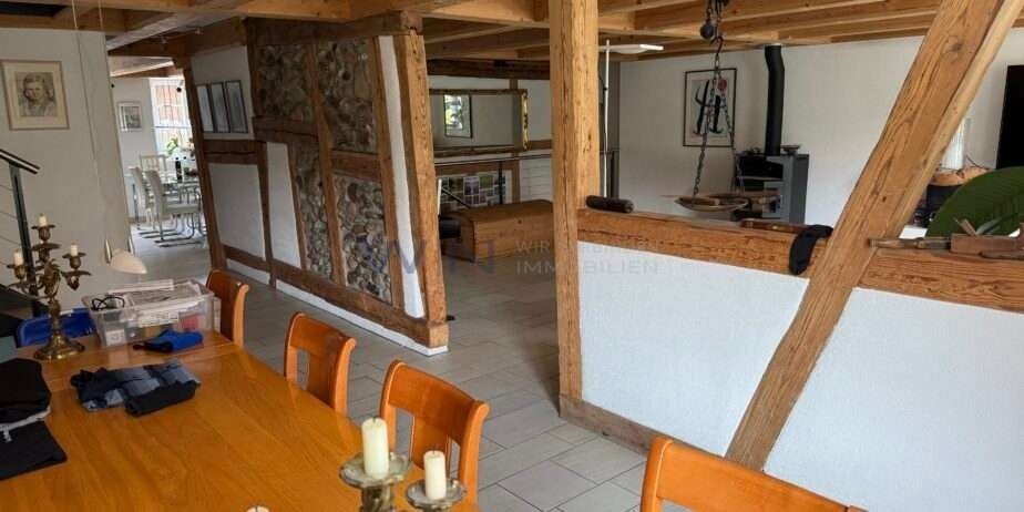 8 rooms single house