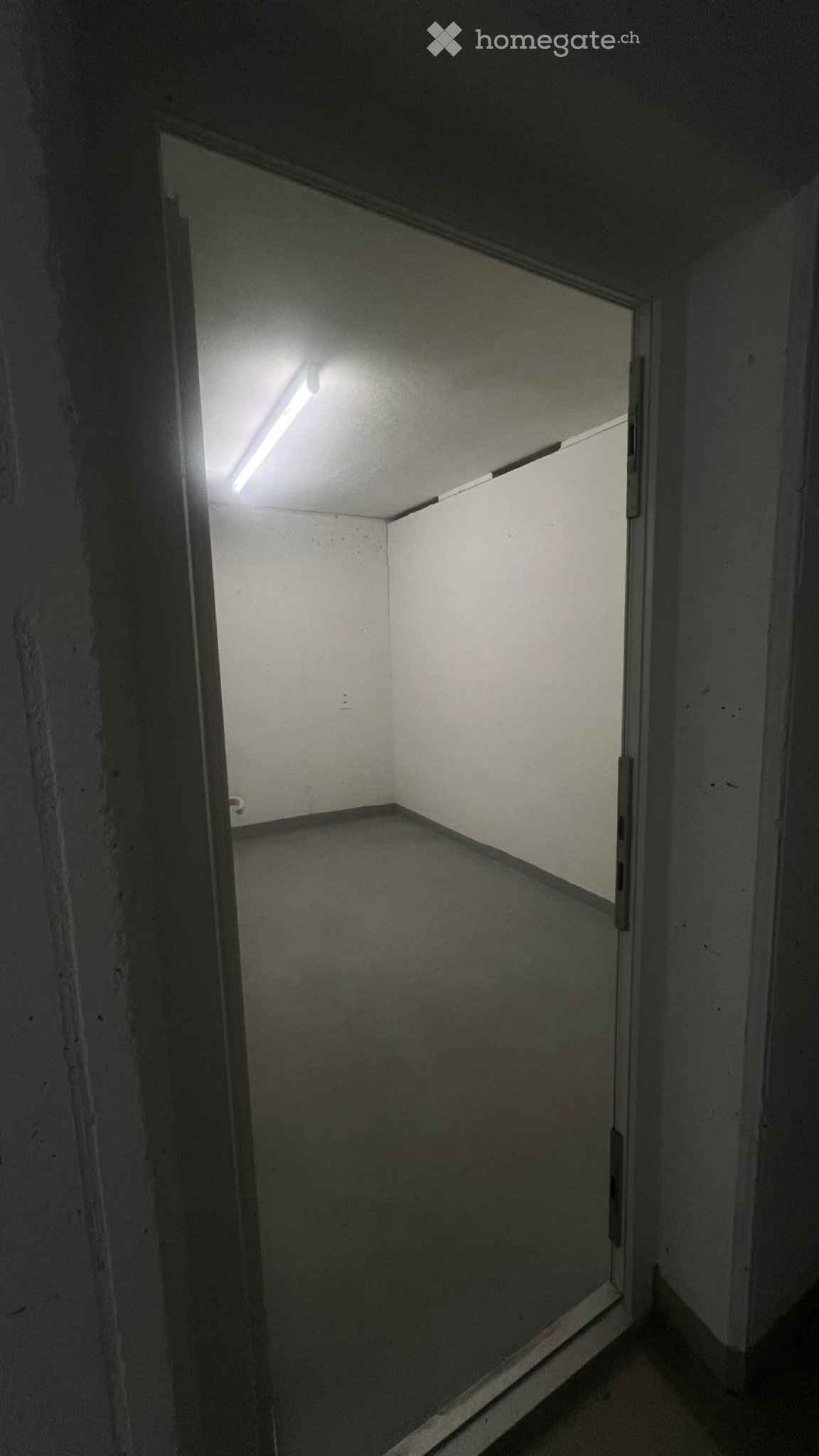 1 room single room