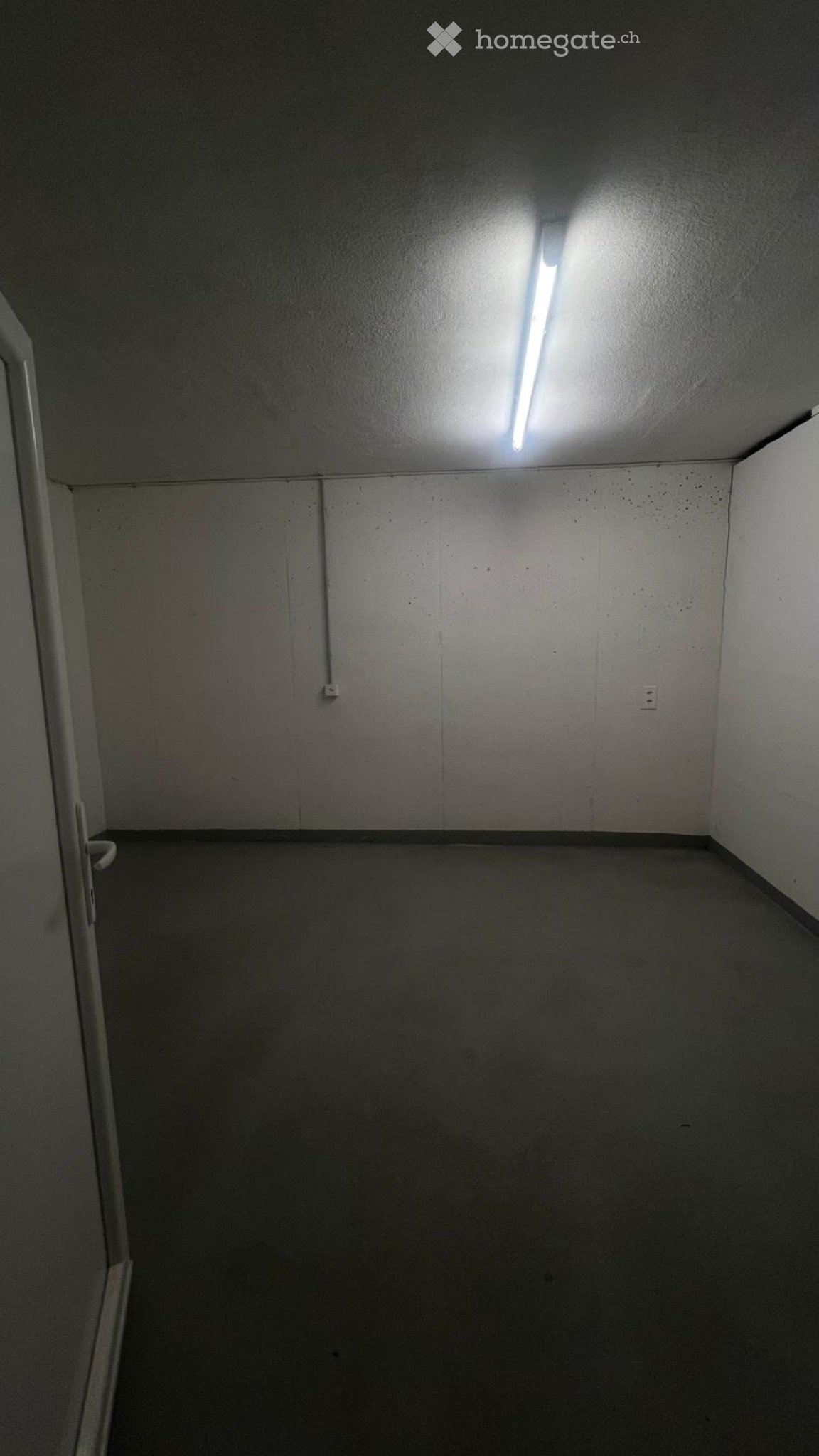 1 room single room