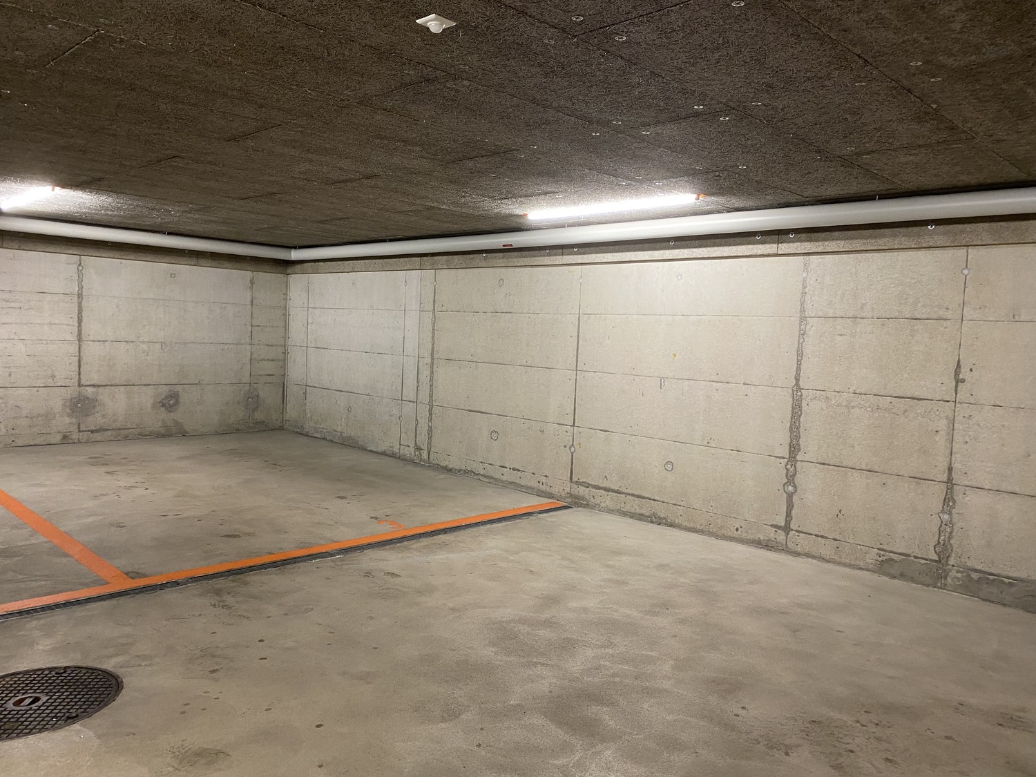 Underground slot