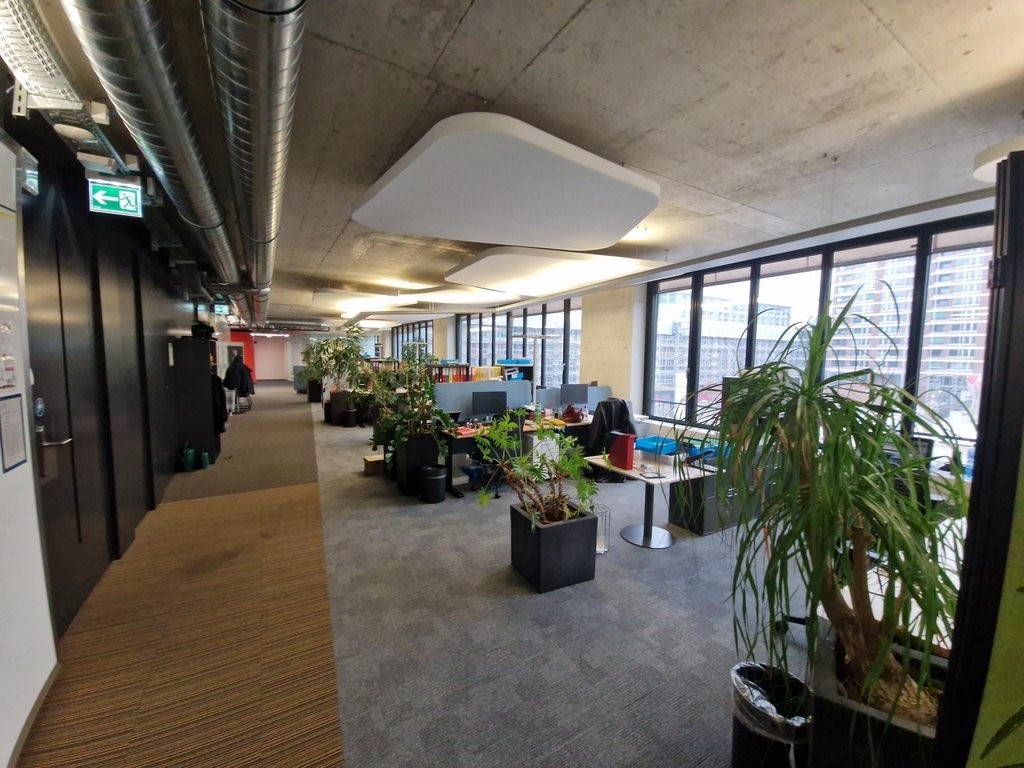 460m² office, photo 2 of 4