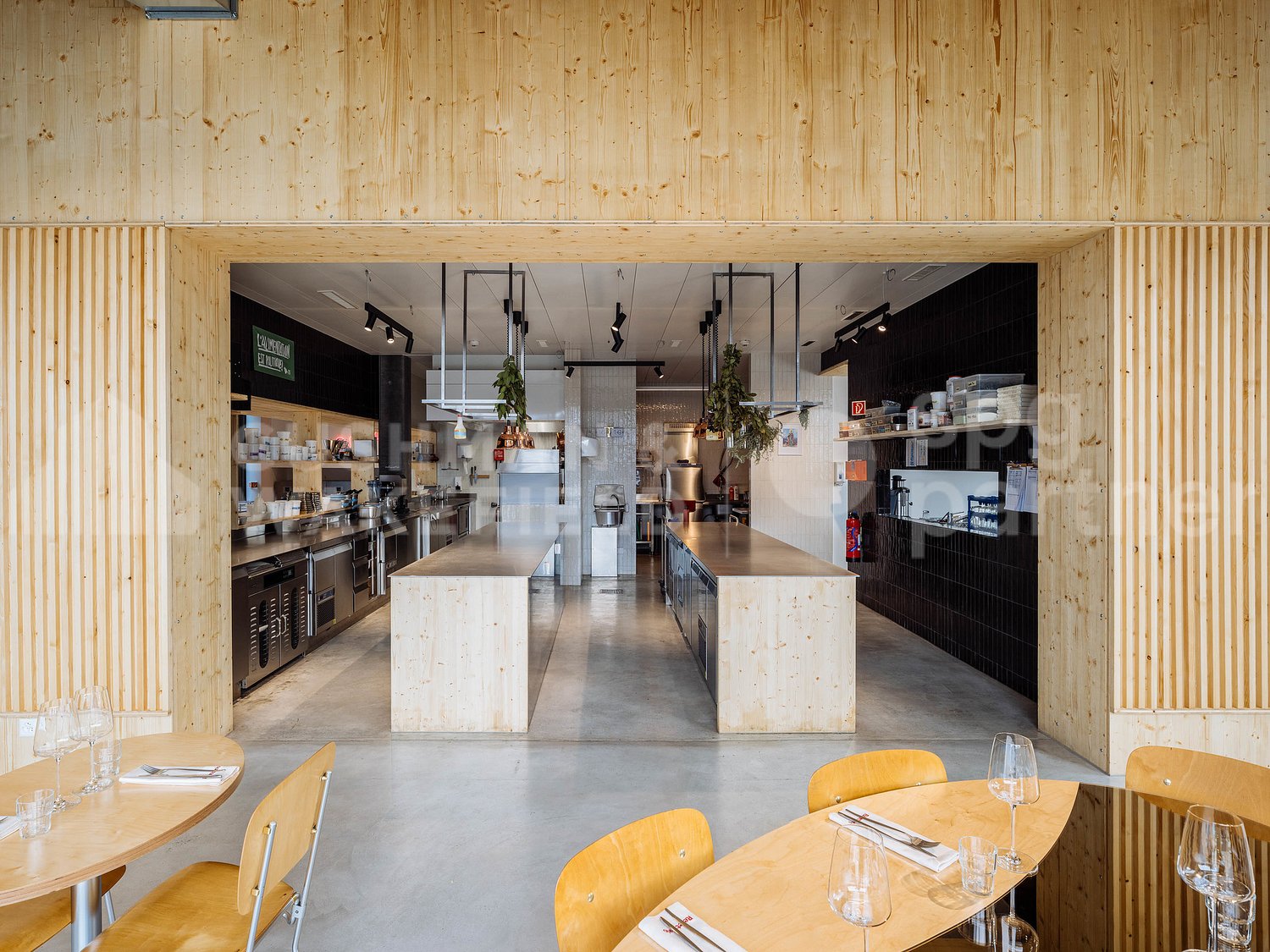 336m² commercial, photo 7 of 10