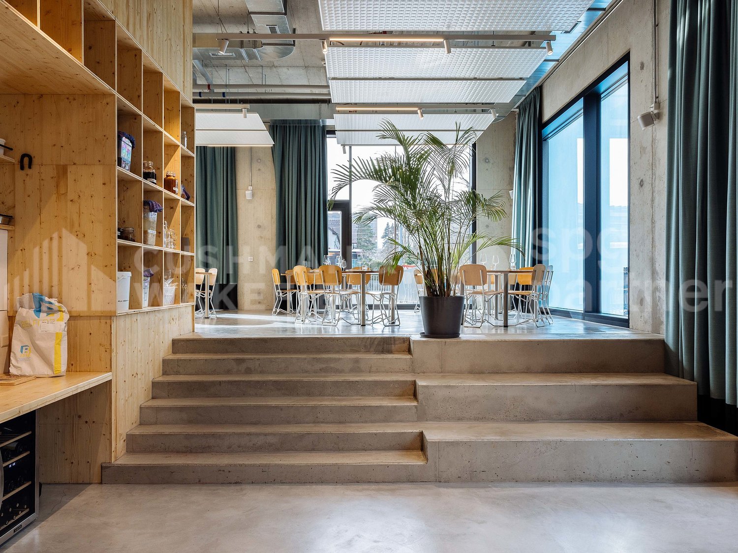 336m² commercial, photo 10 of 10