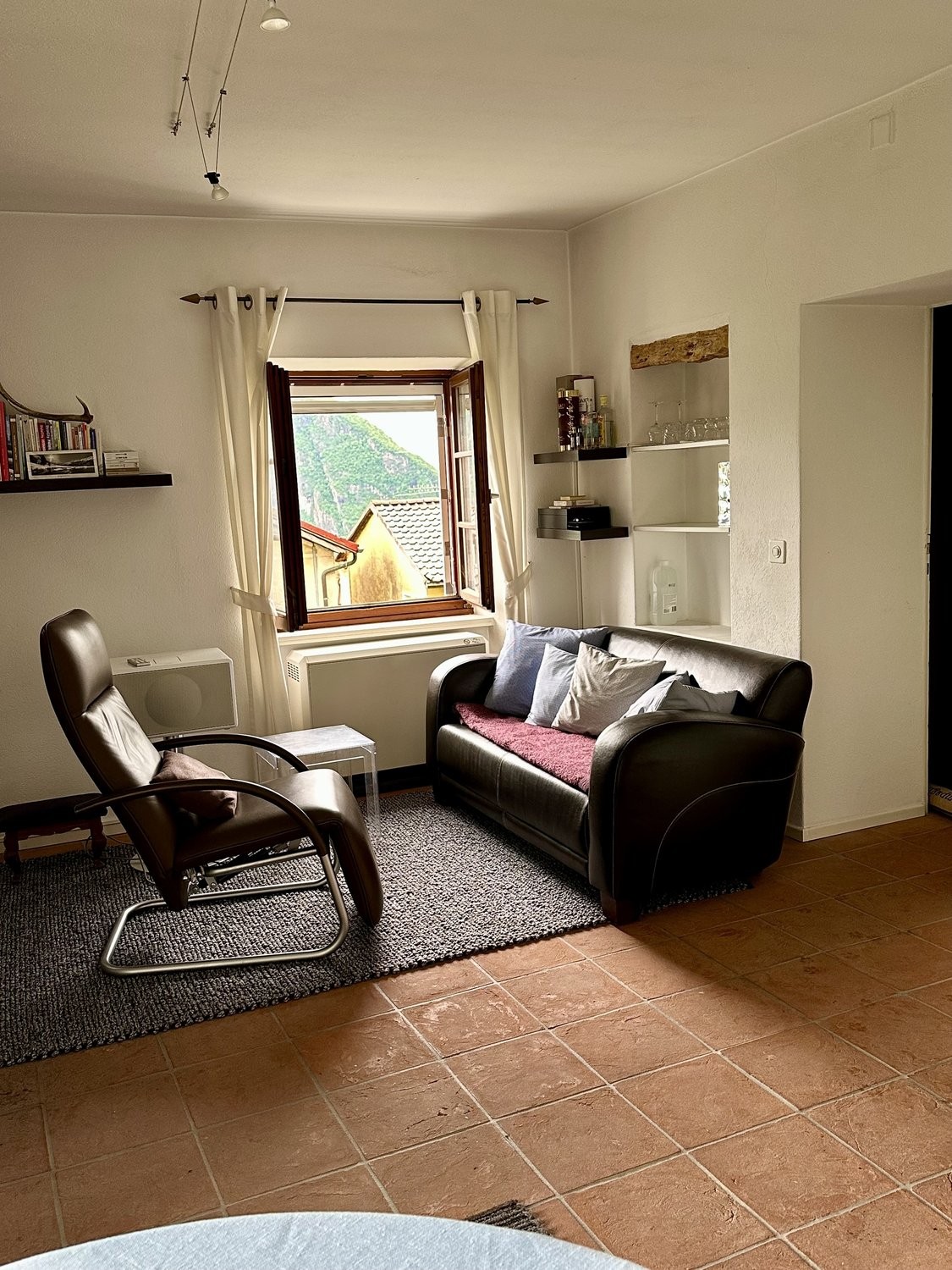 3 rooms furnished flat