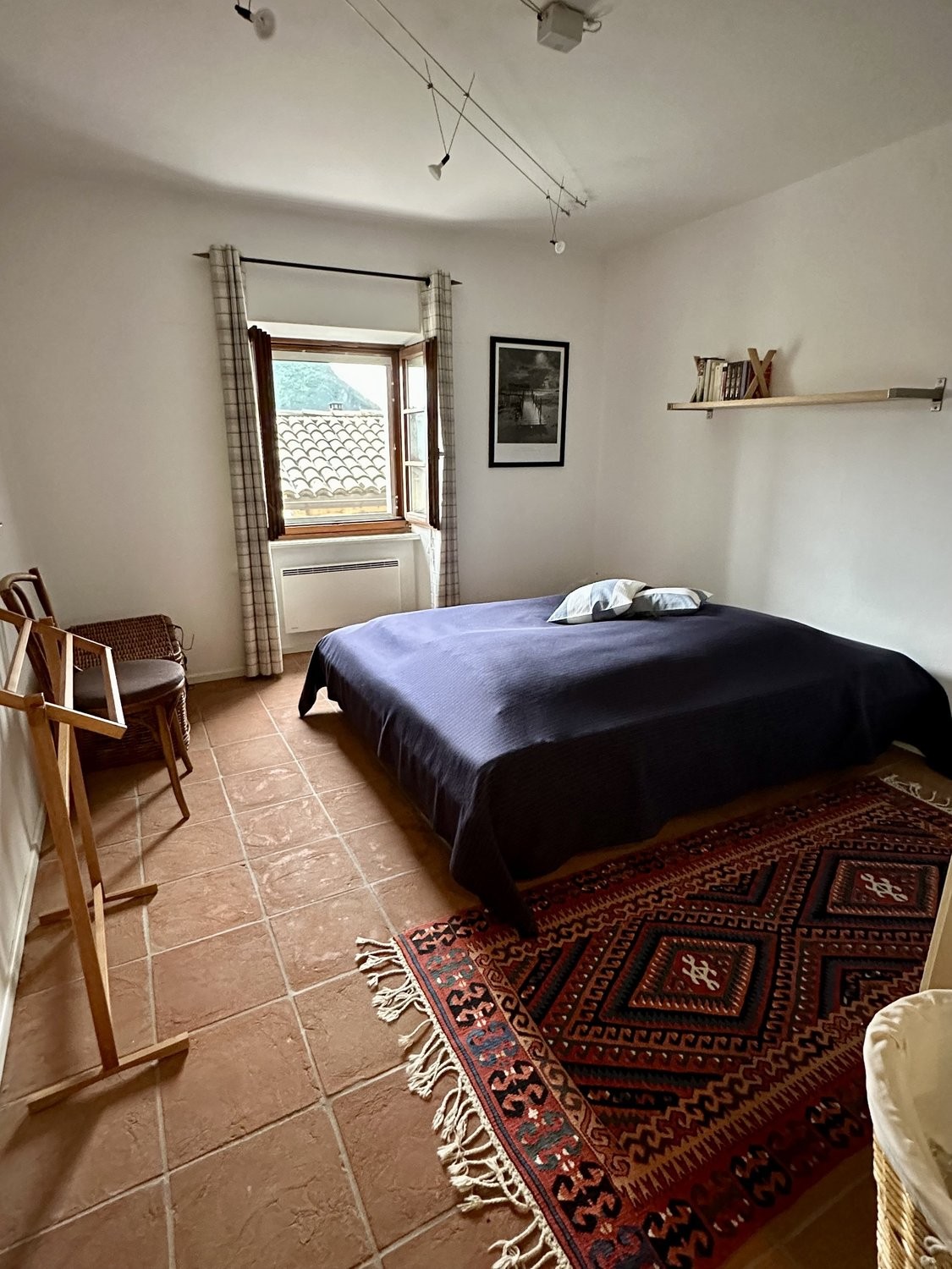 3 rooms furnished flat