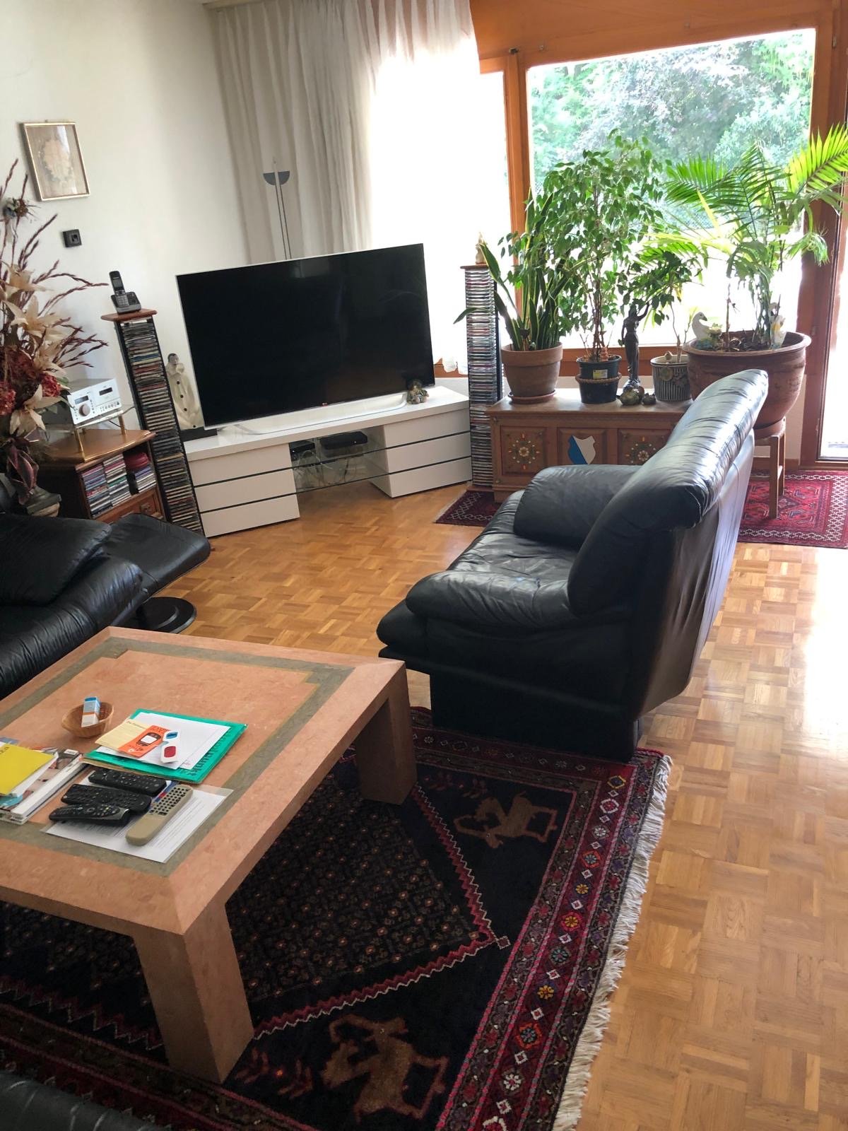 Room in a shared flat

Roommate wanted for beautiful 3.5-room apartment

For a well-maintained and fully furnished 3.5-room apartment, we are looking for a reliable and uncomplicated female or male roommate.

The apartment is completely furnished and equipped and features high-speed internet as well, photo 2 of 9
