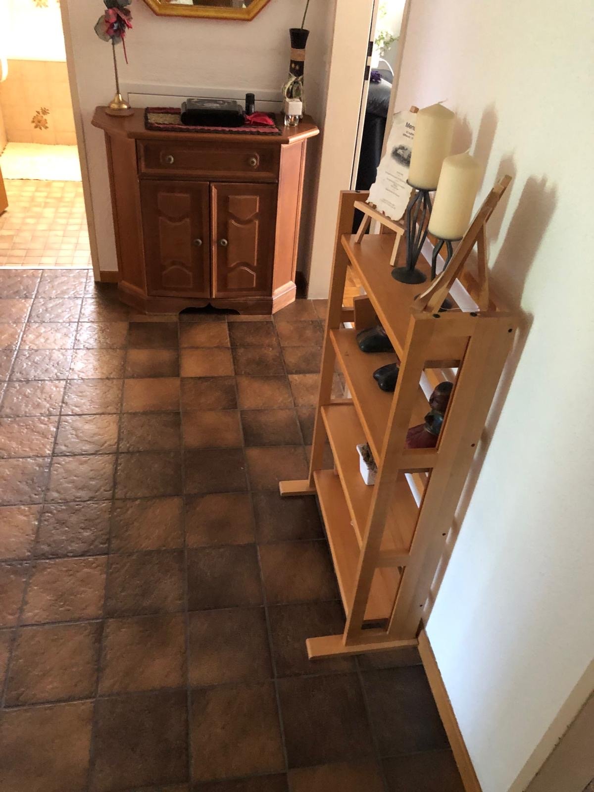 Room in a shared flat

Roommate wanted for beautiful 3.5-room apartment

For a well-maintained and fully furnished 3.5-room apartment, we are looking for a reliable and uncomplicated female or male roommate.

The apartment is completely furnished and equipped and features high-speed internet as well, photo 4 of 9