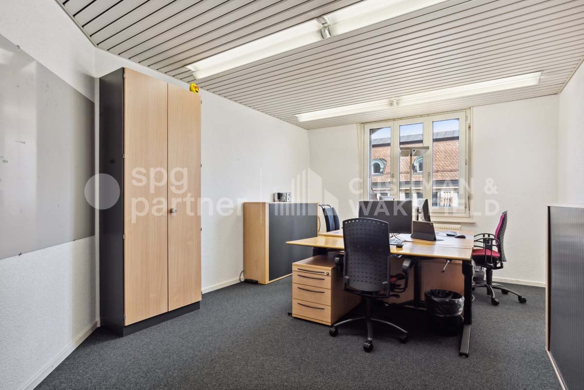 400m² office