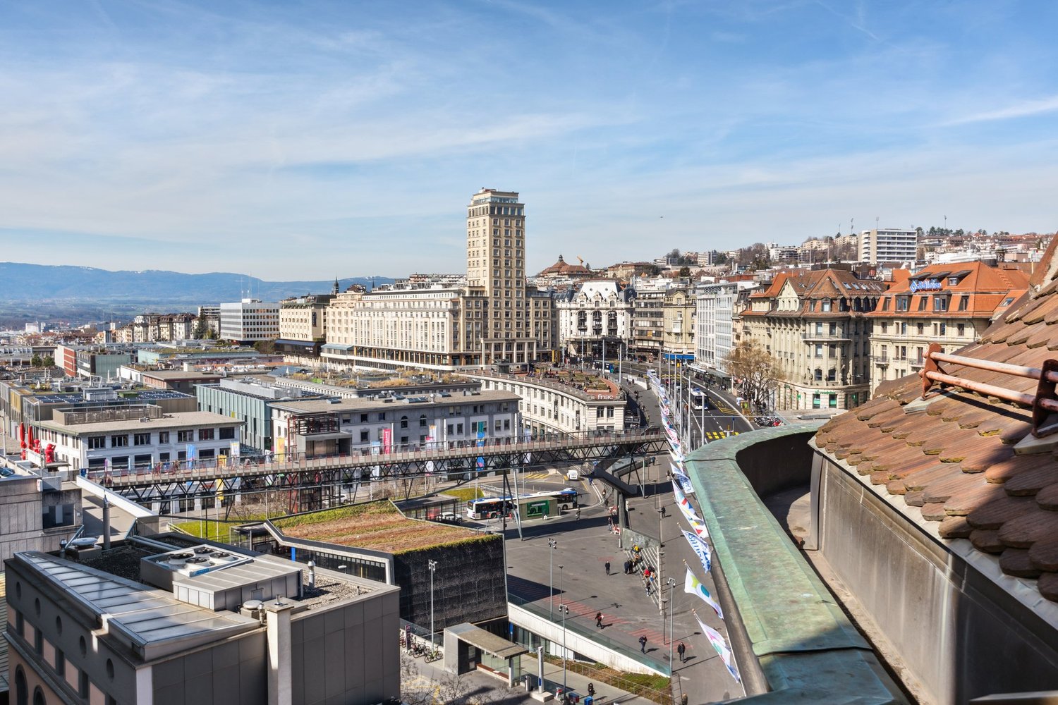 400m² office