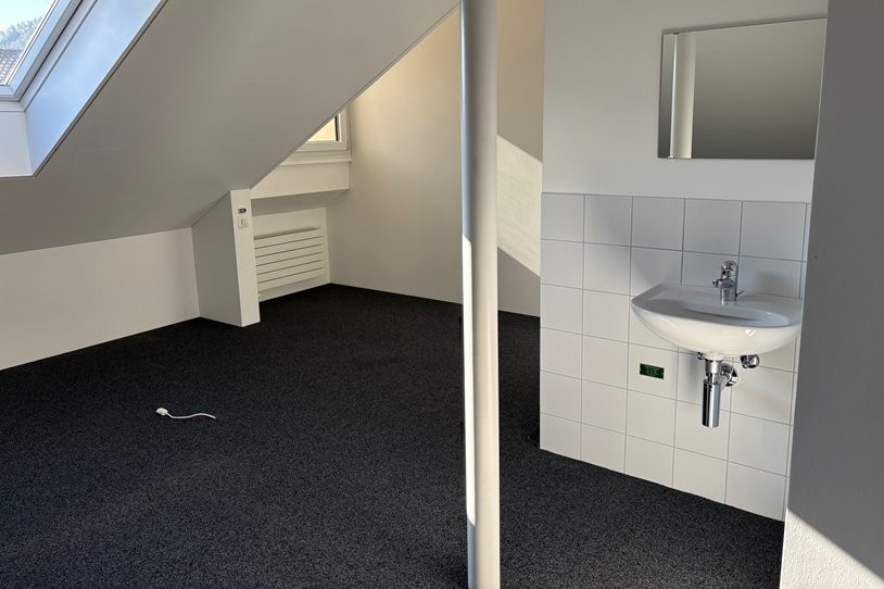 38m² office, photo 3 of 5