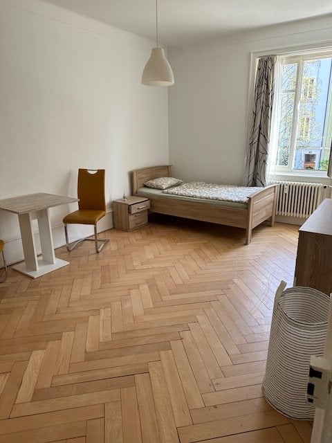 1 room single room, photo 2 of 4