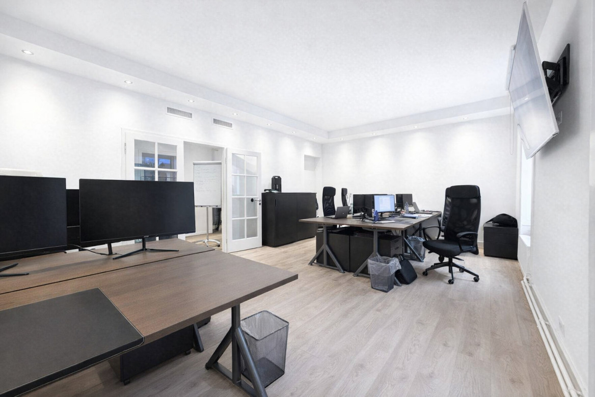 55m² office, photo 1 of 10