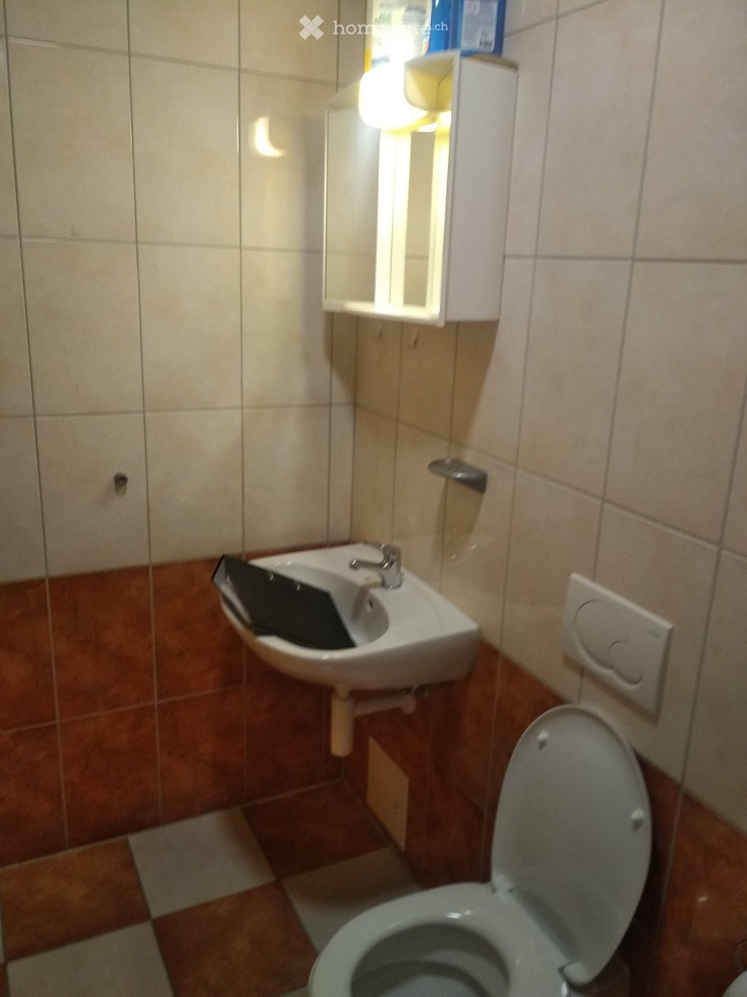 1 room single room