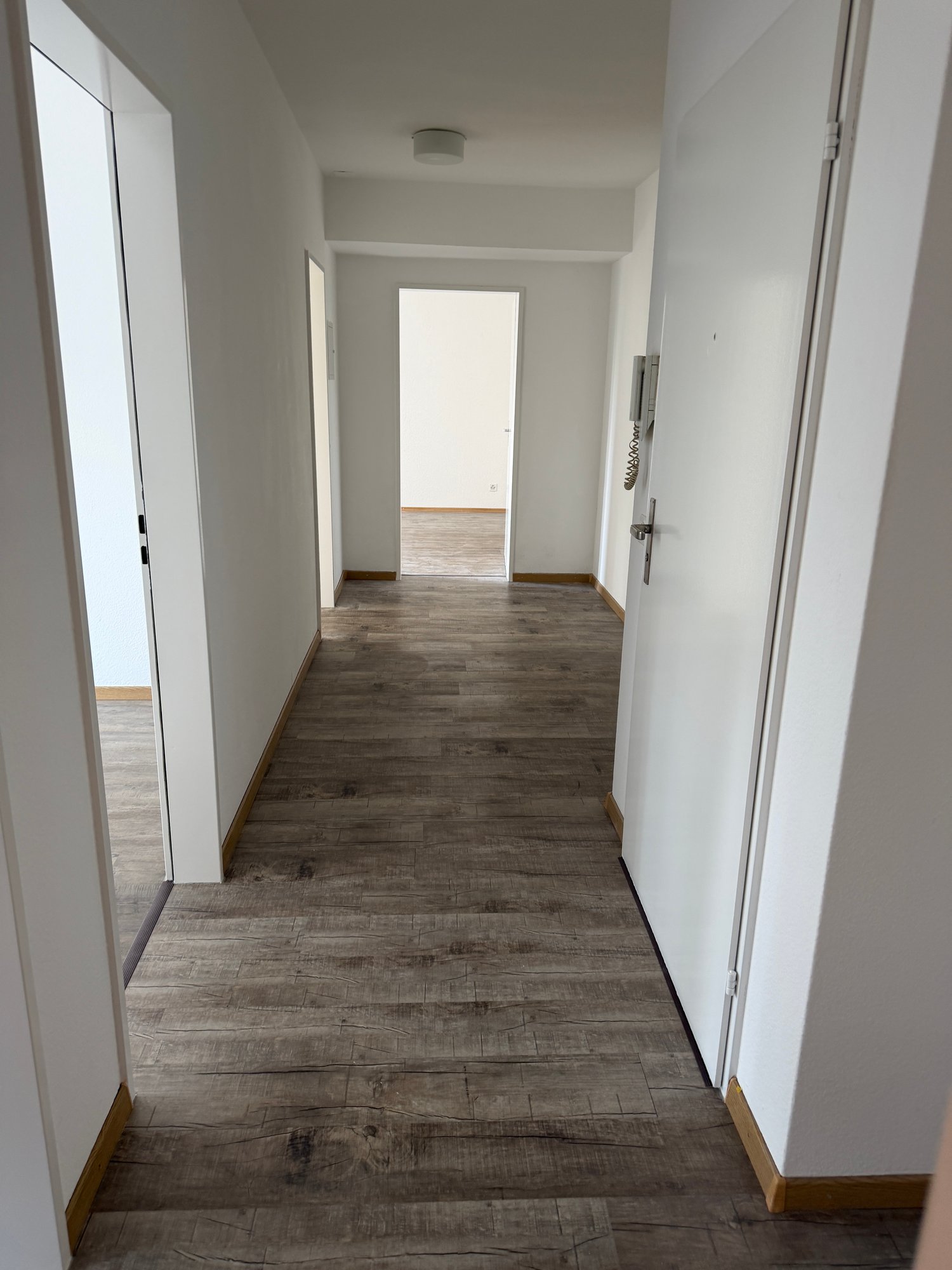 3 rooms apartment, photo 2 of 6