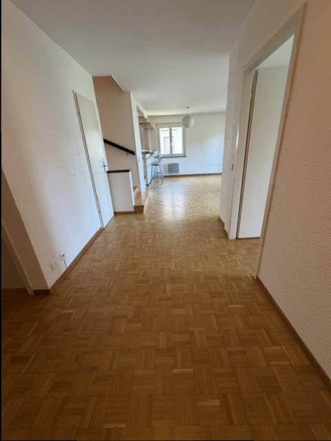 5 rooms apartment, photo 2 of 10
