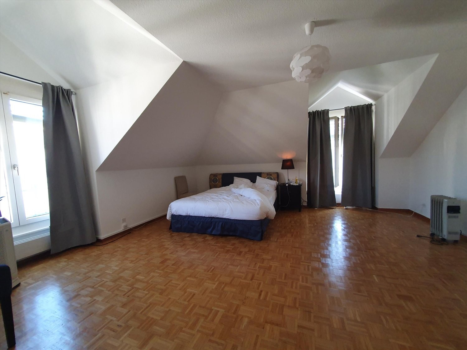 5 rooms apartment