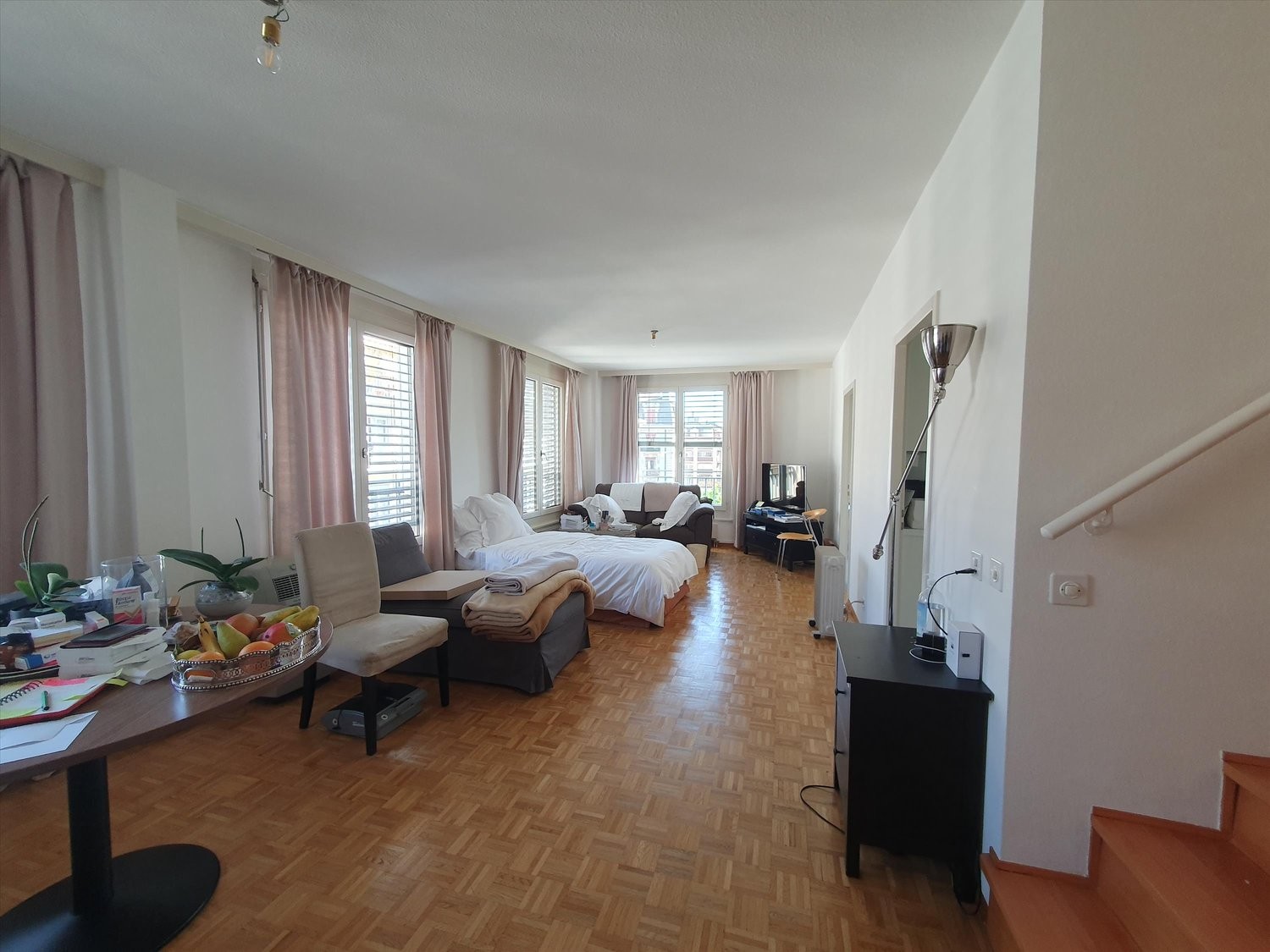5 rooms apartment