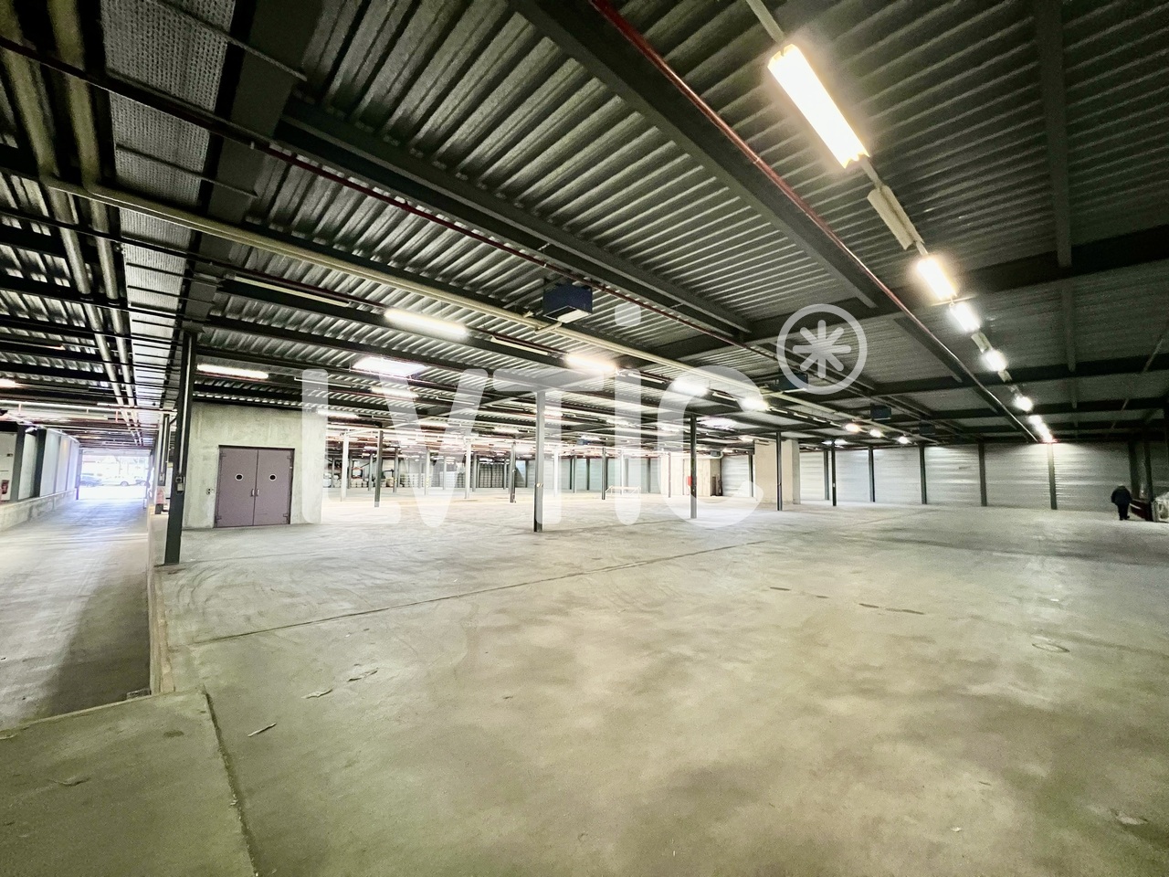 2200m² storage room, photo 4 of 7