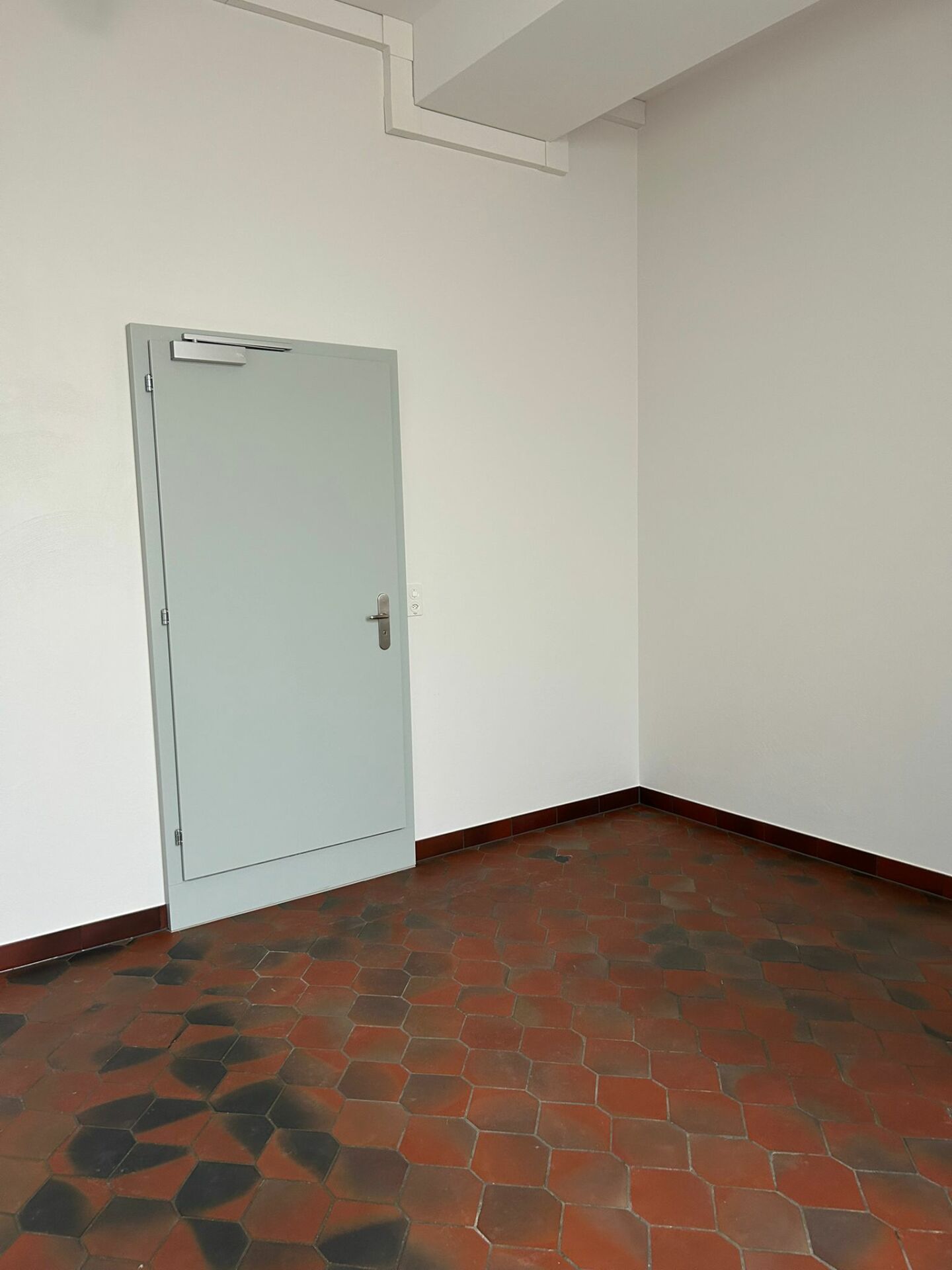 19m² office