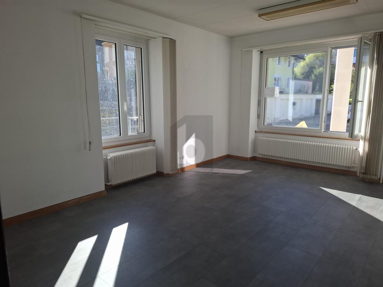 130m² office, photo 2 of 4