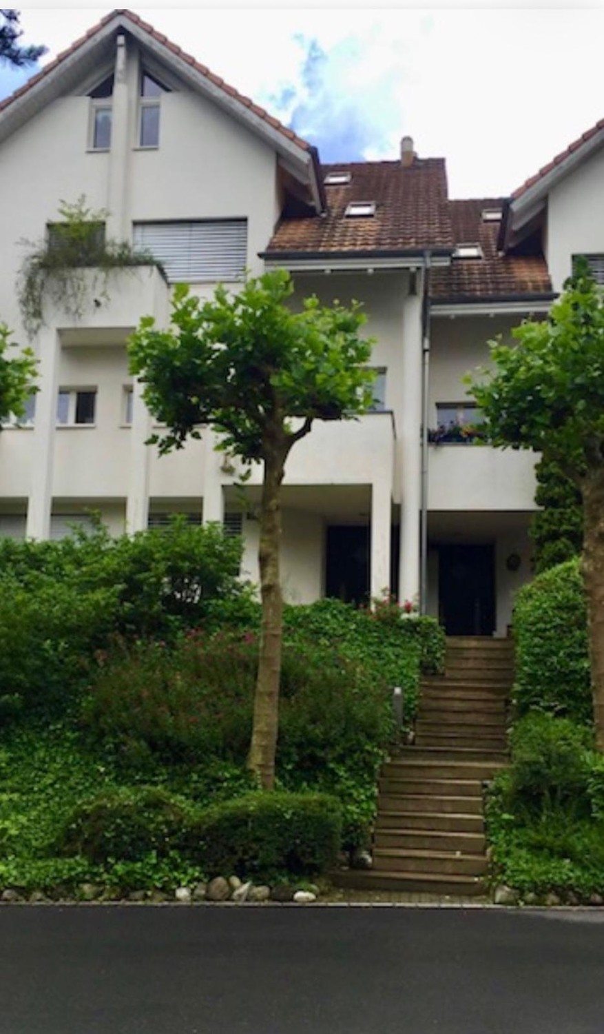 7 ½ Zimmer Einfamilienhaus, Foto 2 von 10