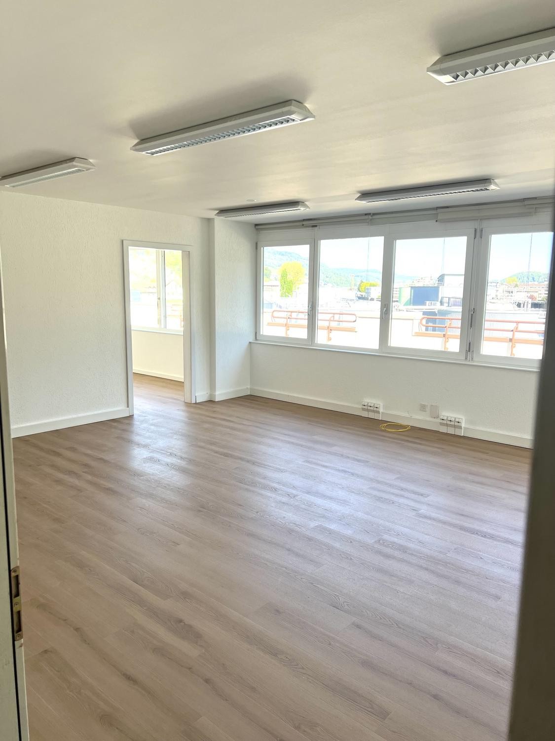 65m² office, photo 1 of 5