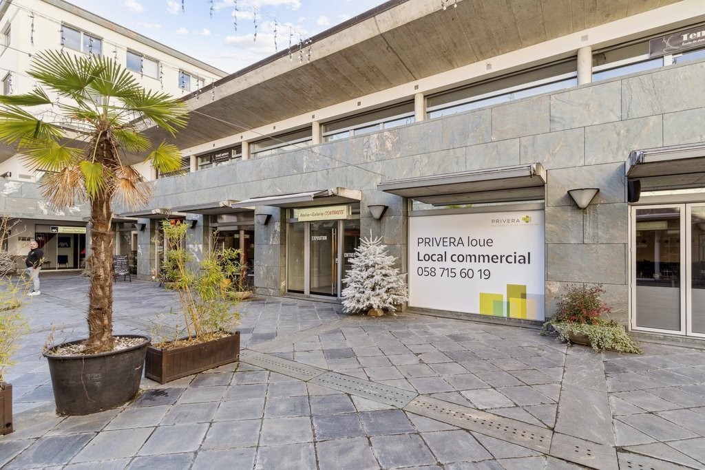 50m² shop, photo 2 of 5