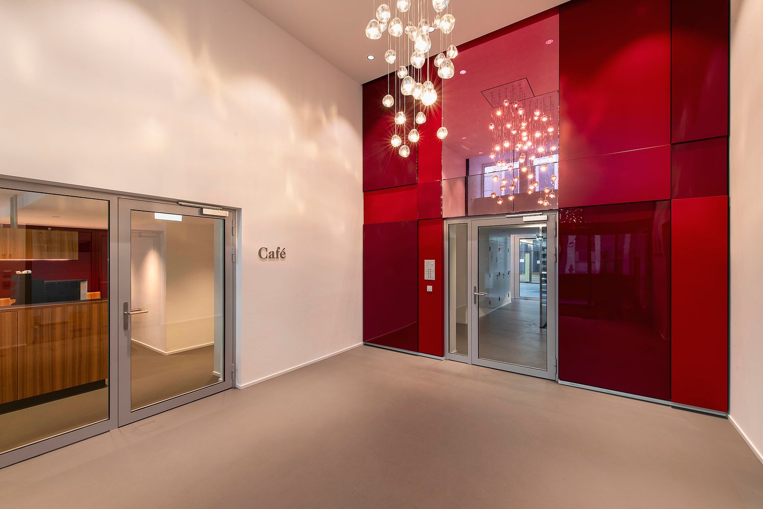 710m² office, photo 10 of 10