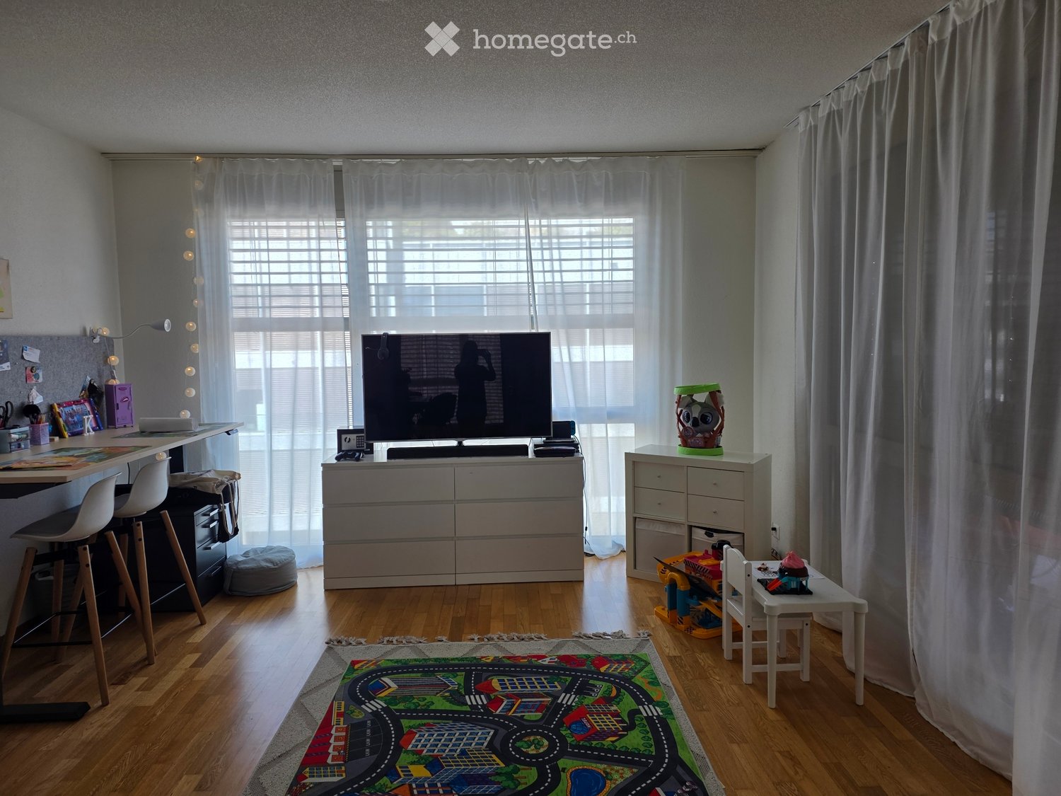 5 rooms apartment