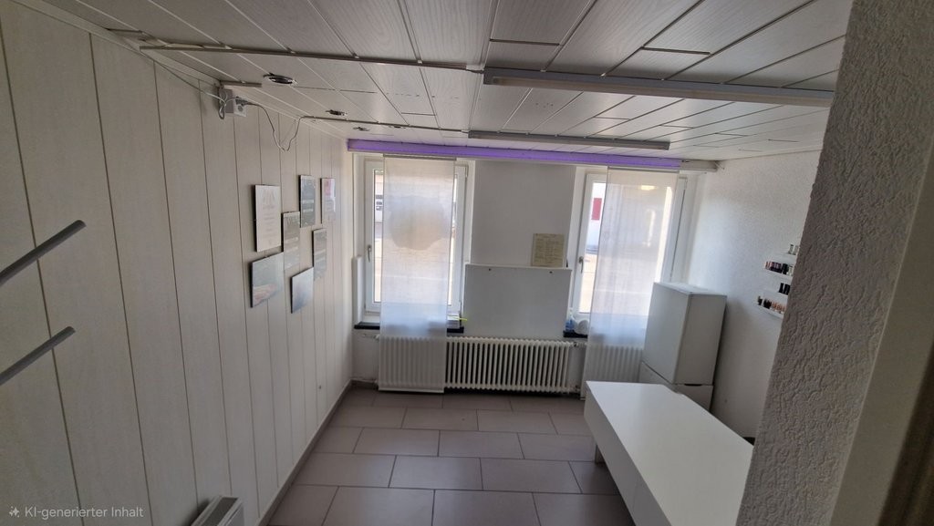 200m² commercial