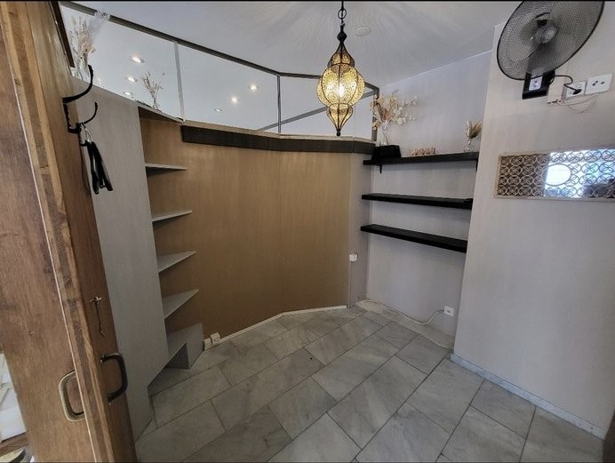 6m² commercial, photo 4 of 8
