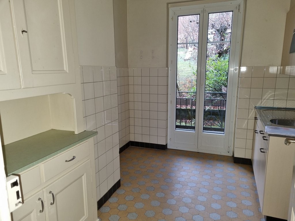 3 rooms apartment, photo 3 of 10