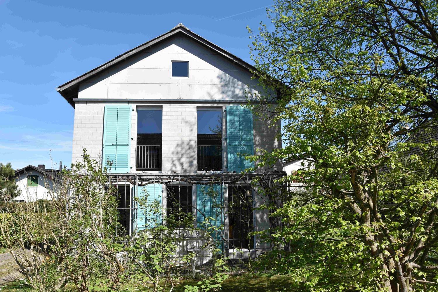 6 rooms single house