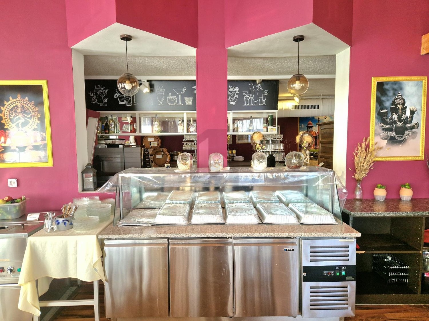 95m² restaurant, photo 3 of 4