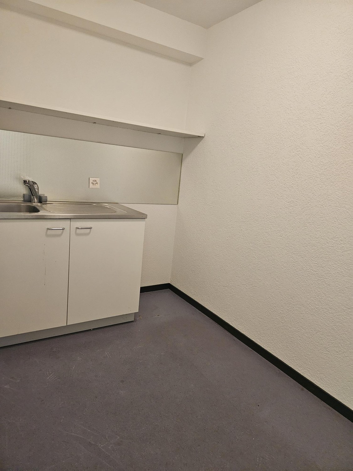 65m² ufficio, foto 3 di 5
