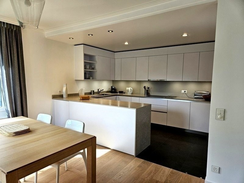 4 Zimmer möblierte Wohnung
