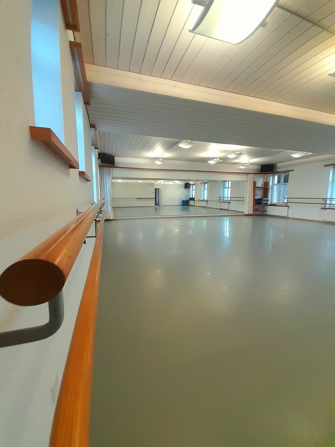 112m² commercial
