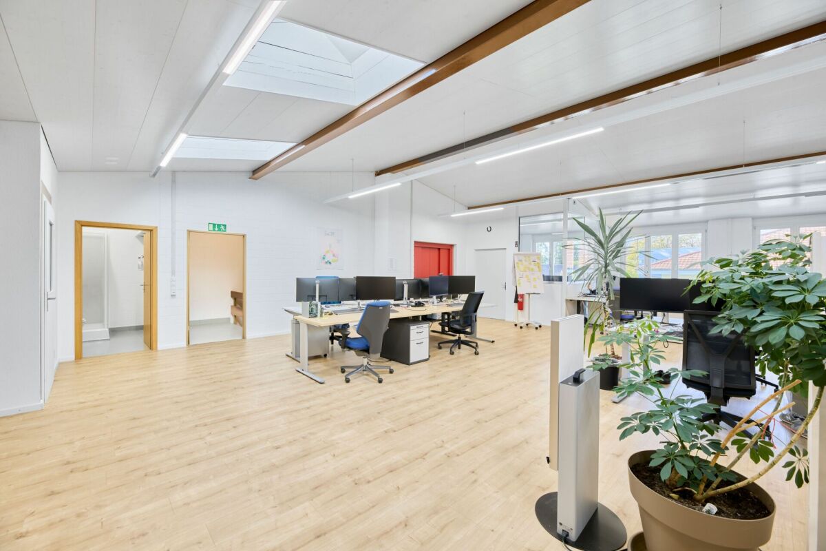 160m² office, photo 2 of 10
