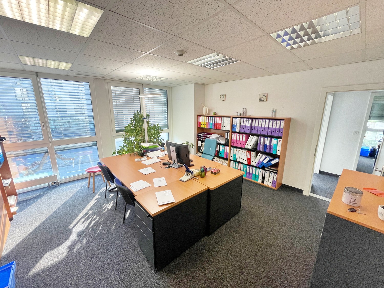 230m² department store, photo 6 of 10