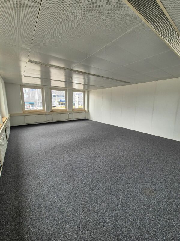 56m² bureau