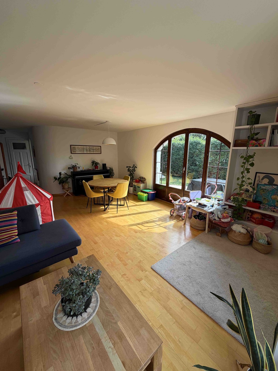 5 rooms single house, photo 1 of 10