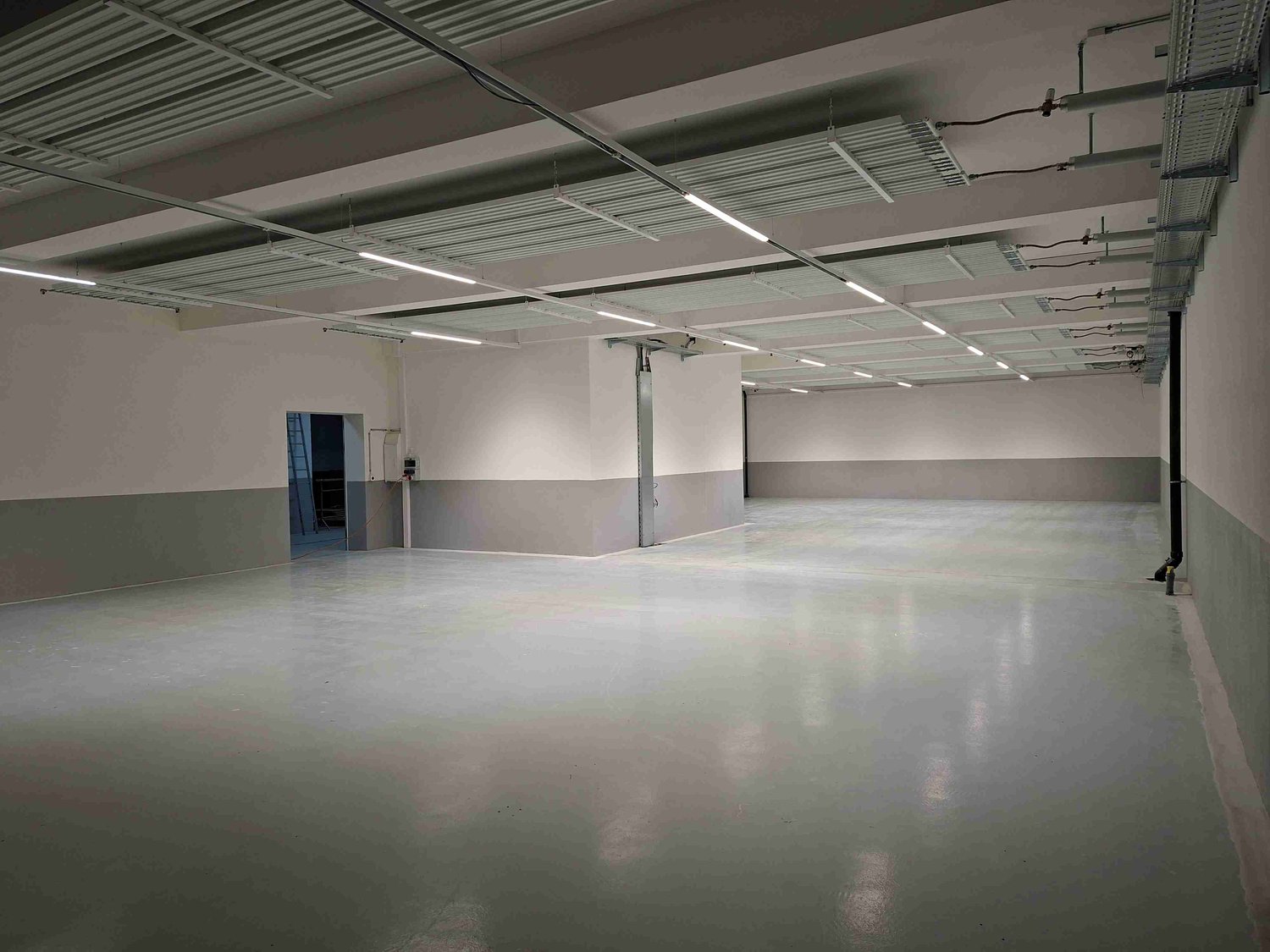 200m² industrial object
