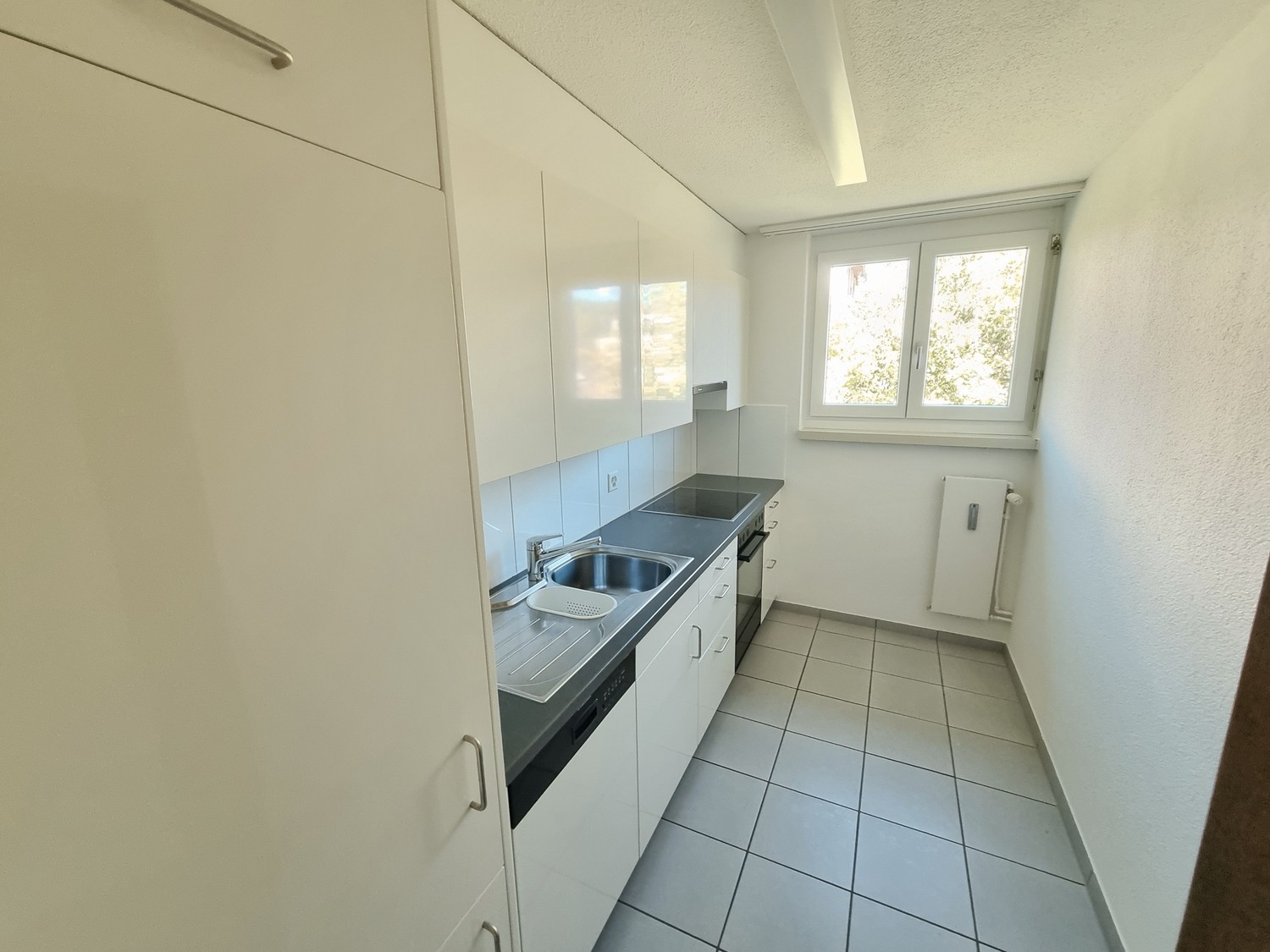 4 rooms apartment, photo 1 of 8