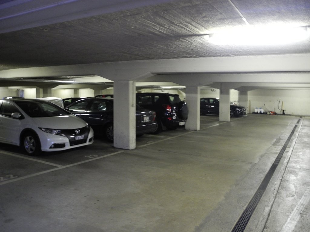 Underground slot, photo 1 of 2