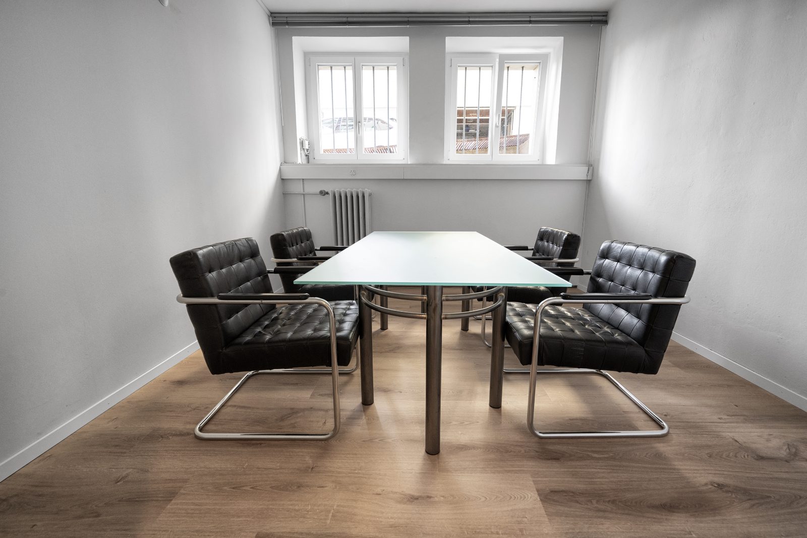 Attractive office 5 minutes from Herisau station