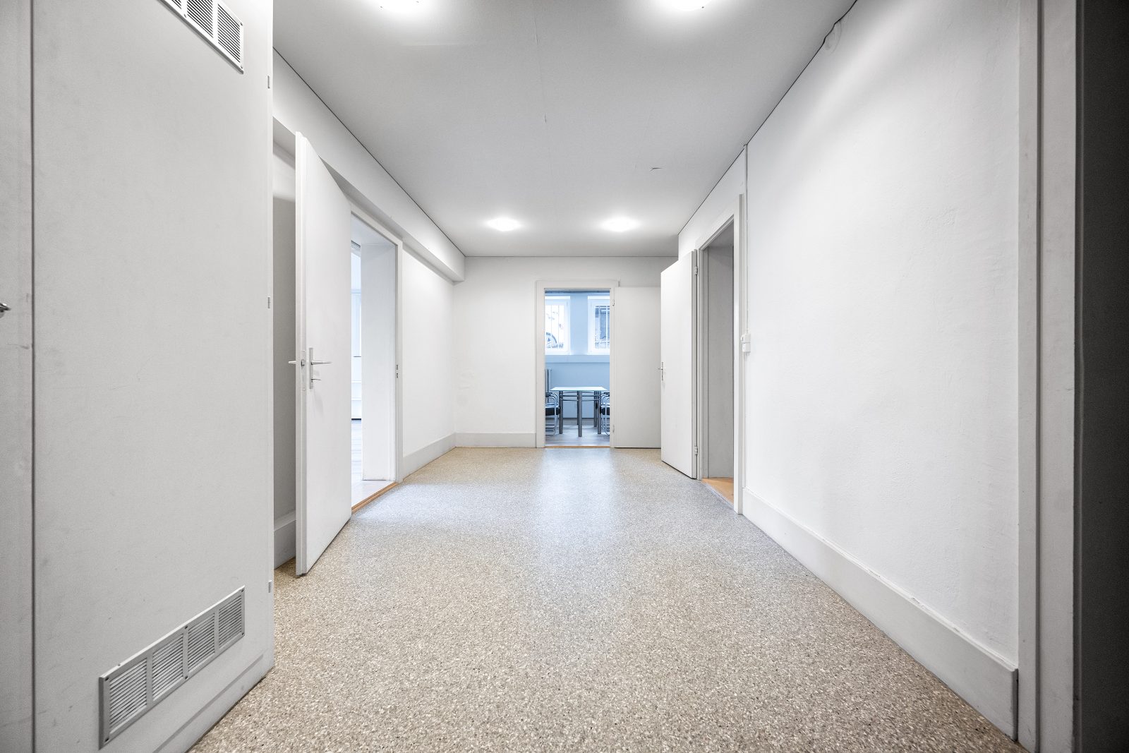 Attractive office 5 minutes from Herisau station